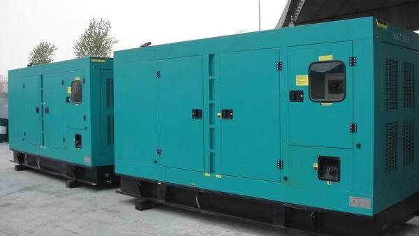 北京康明斯400kw大型柴油二手发电机组